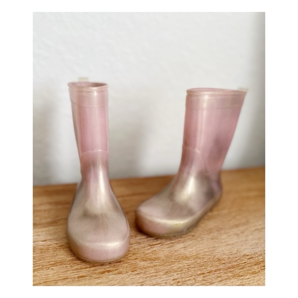 Cat & Jack Rainboots